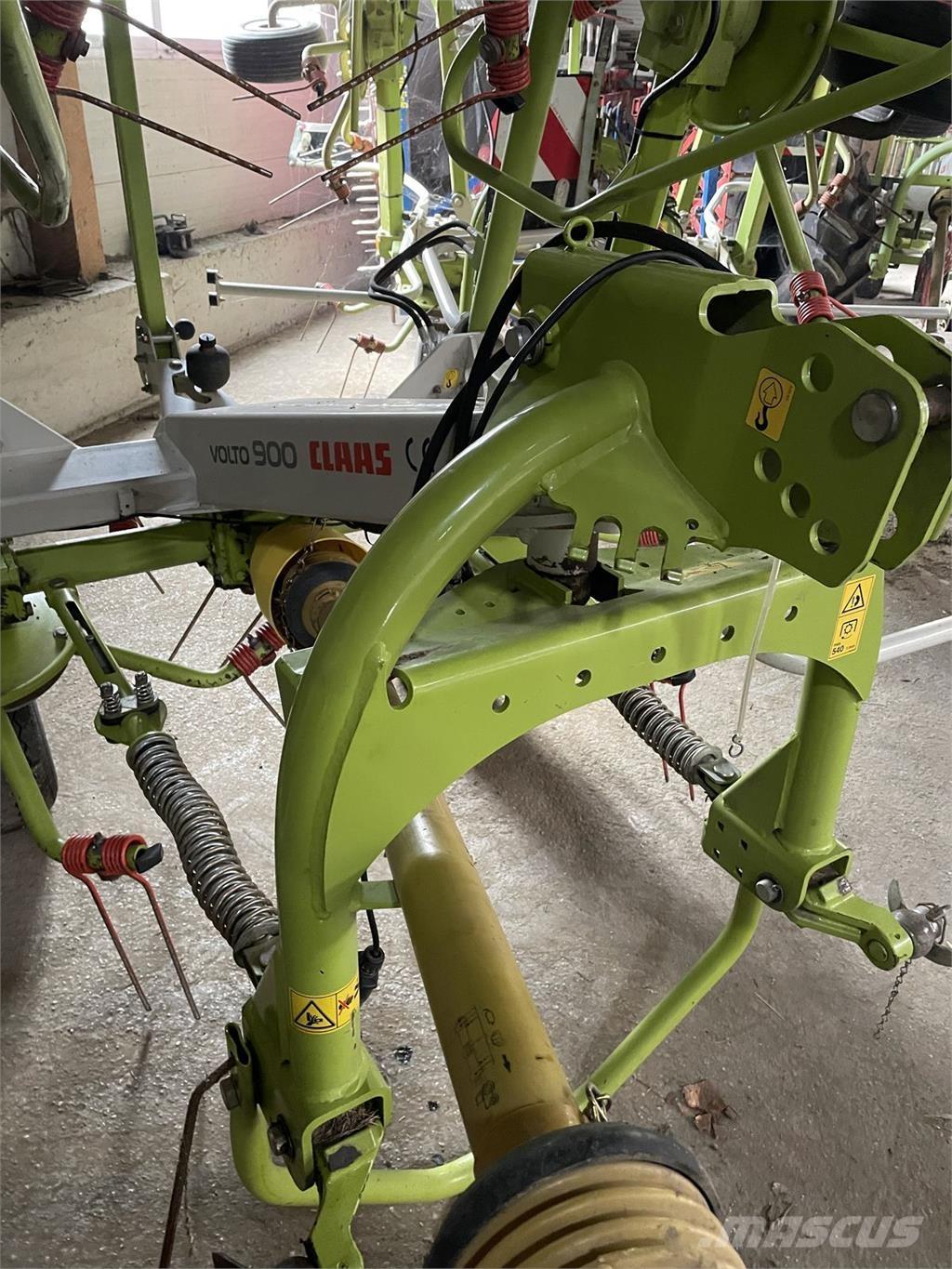 CLAAS Volto 900 Vändare och luftare