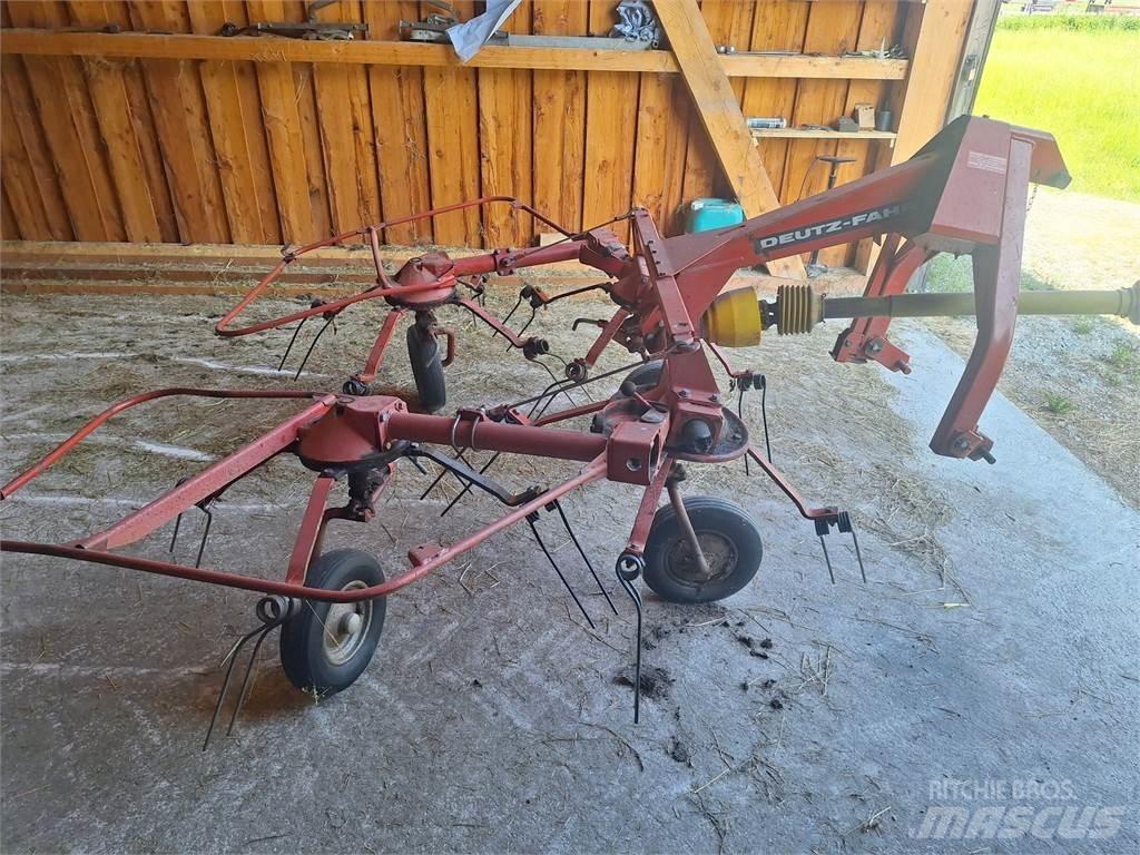 Deutz-Fahr  Vändare och luftare
