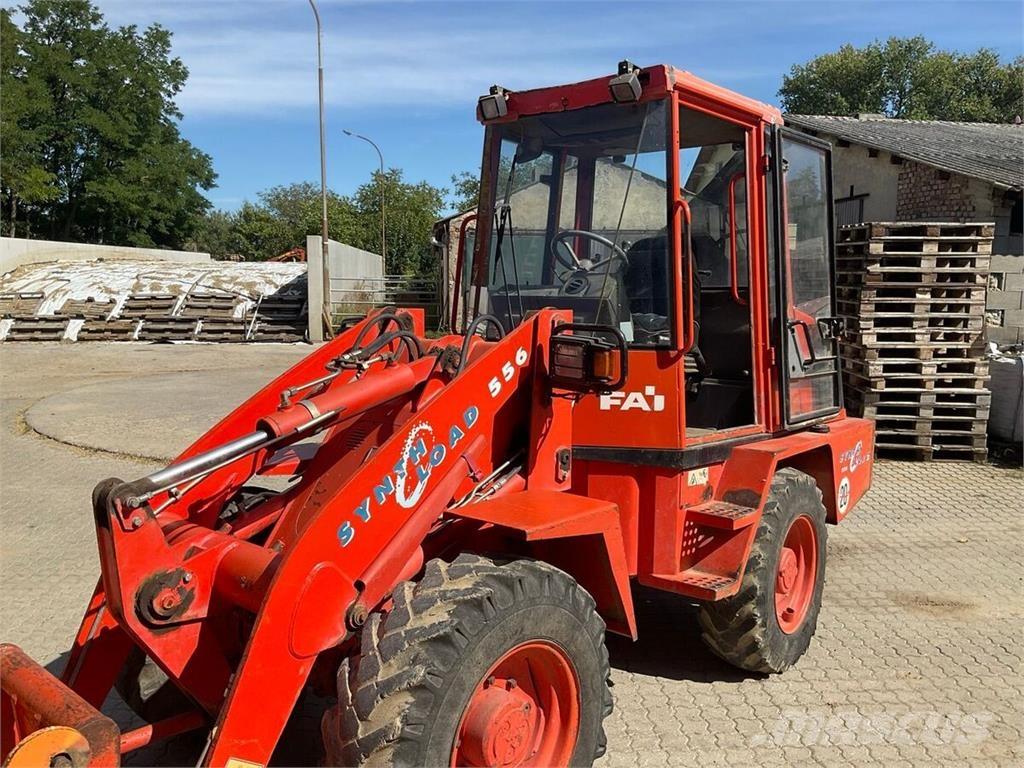 Fai 556 Frontlastare och grävare