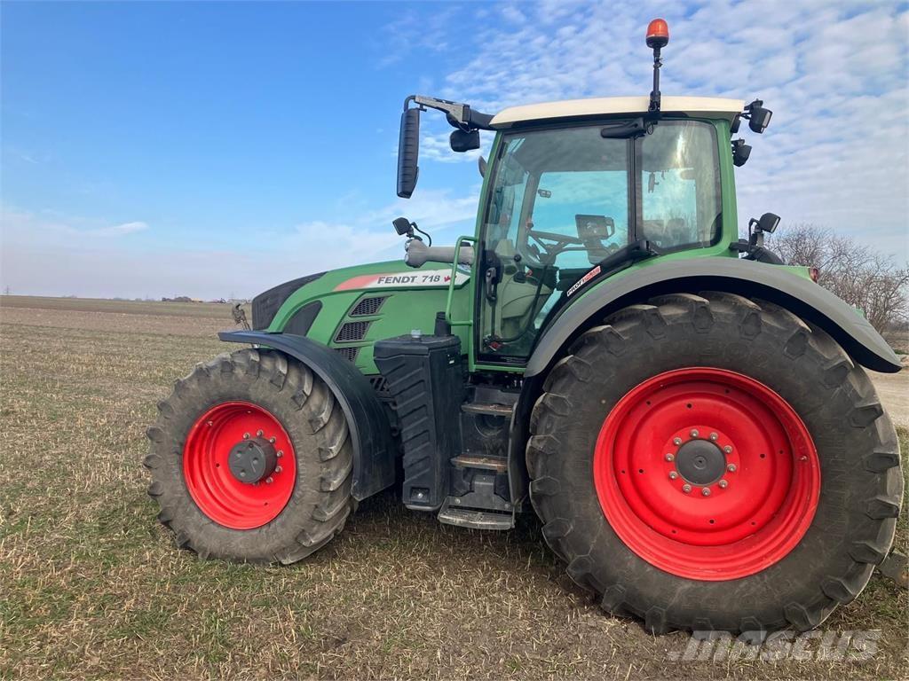 Fendt 718 Vario Traktorer