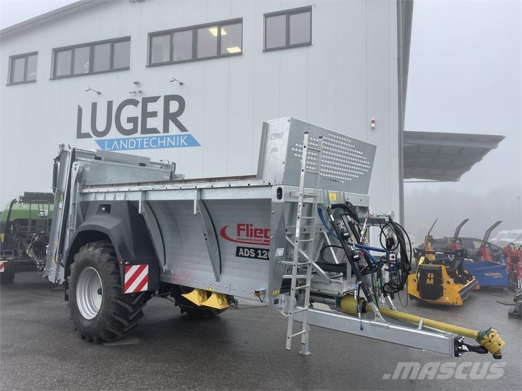 Fliegl ADS 120 Fast- och kletgödselspridare