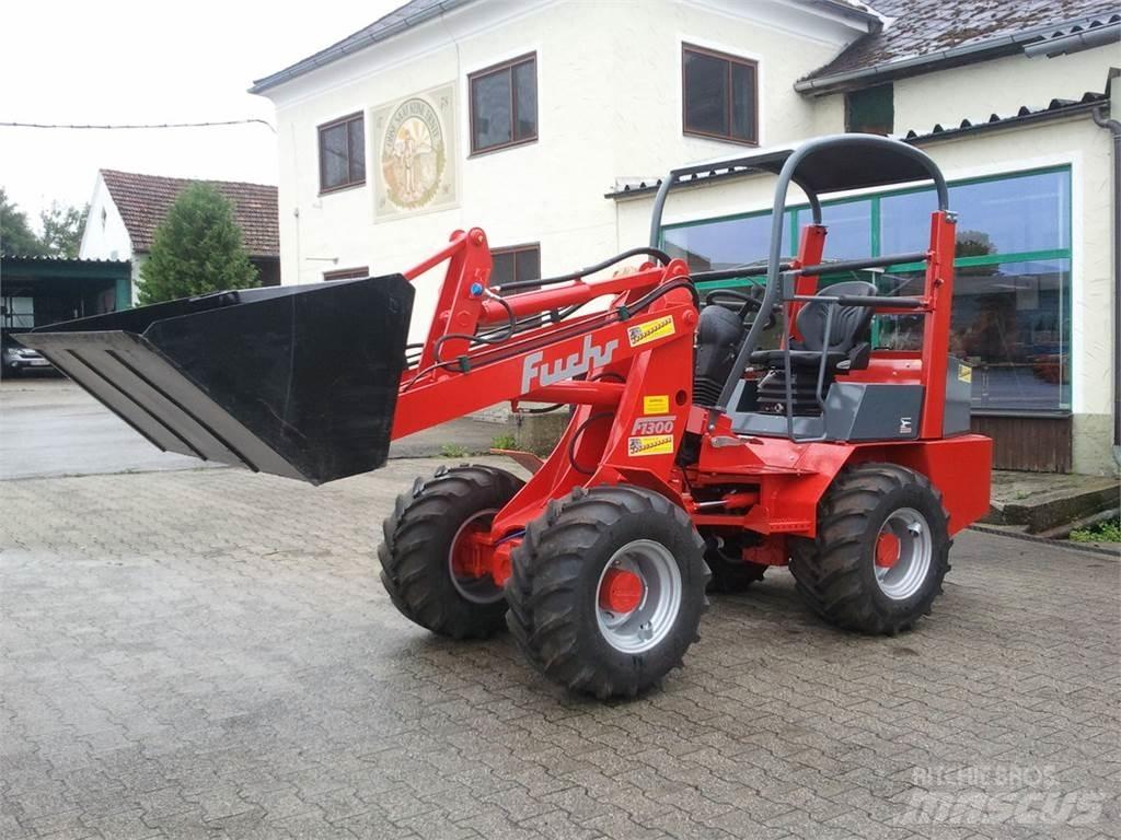 Fuchs F 1300 Frontlastare och grävare