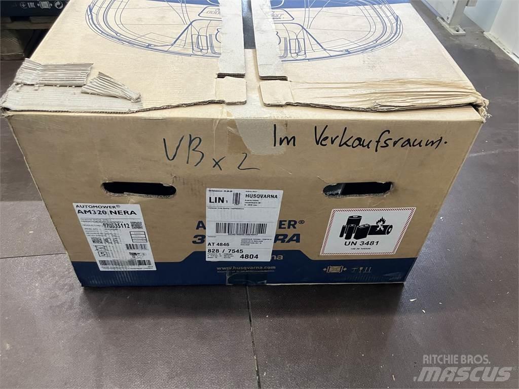 Husqvarna 320 NERA Åkgräsklippare