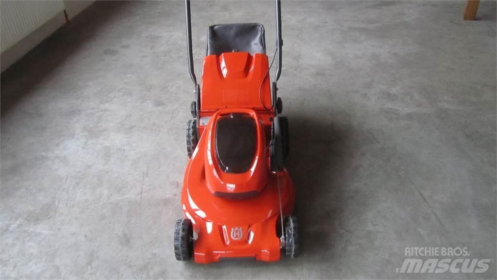 Husqvarna LC 347iVX Åkgräsklippare