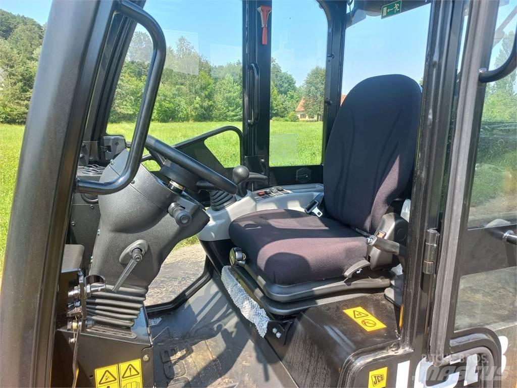 JCB 403 Agri Frontlastare och grävare