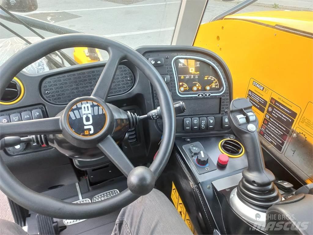 JCB AgriPlus 525-60 Teleskoplastare