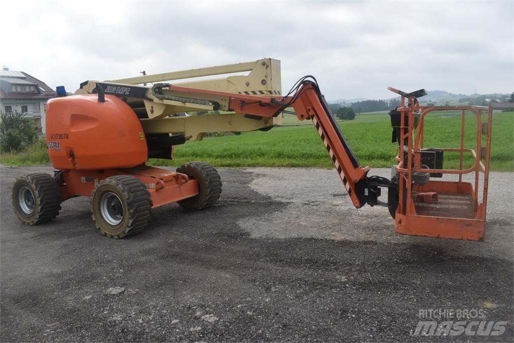 JLG 450AJ Bomliftar