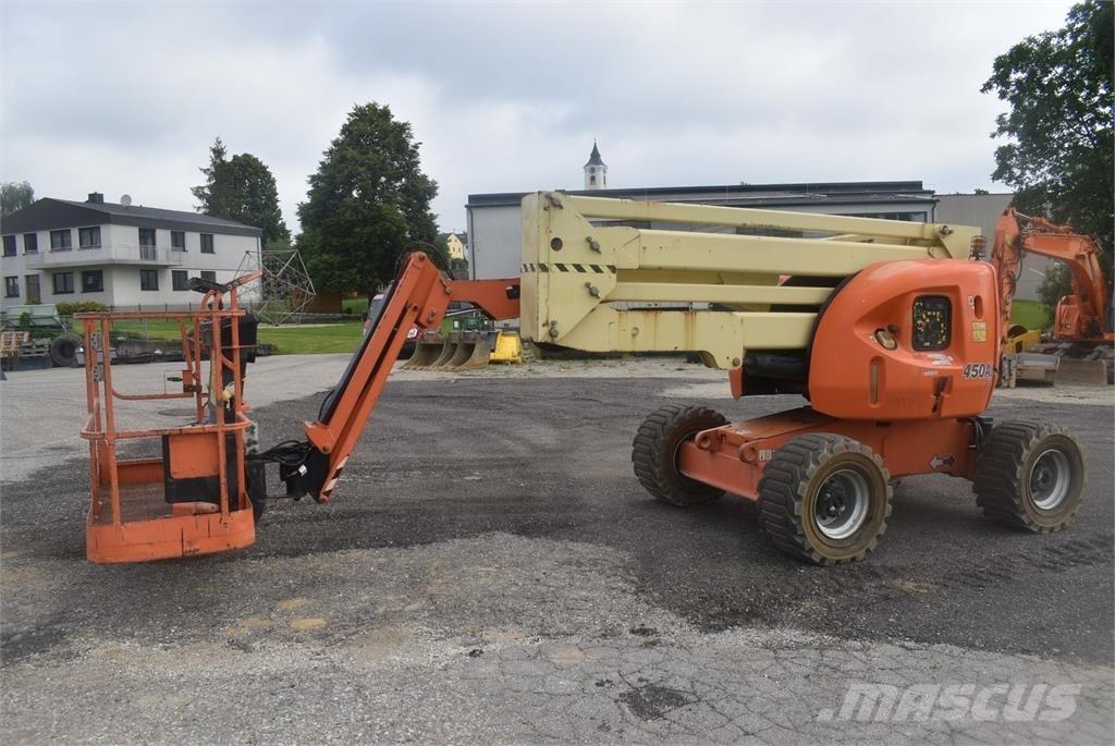 JLG 450AJ Bomliftar