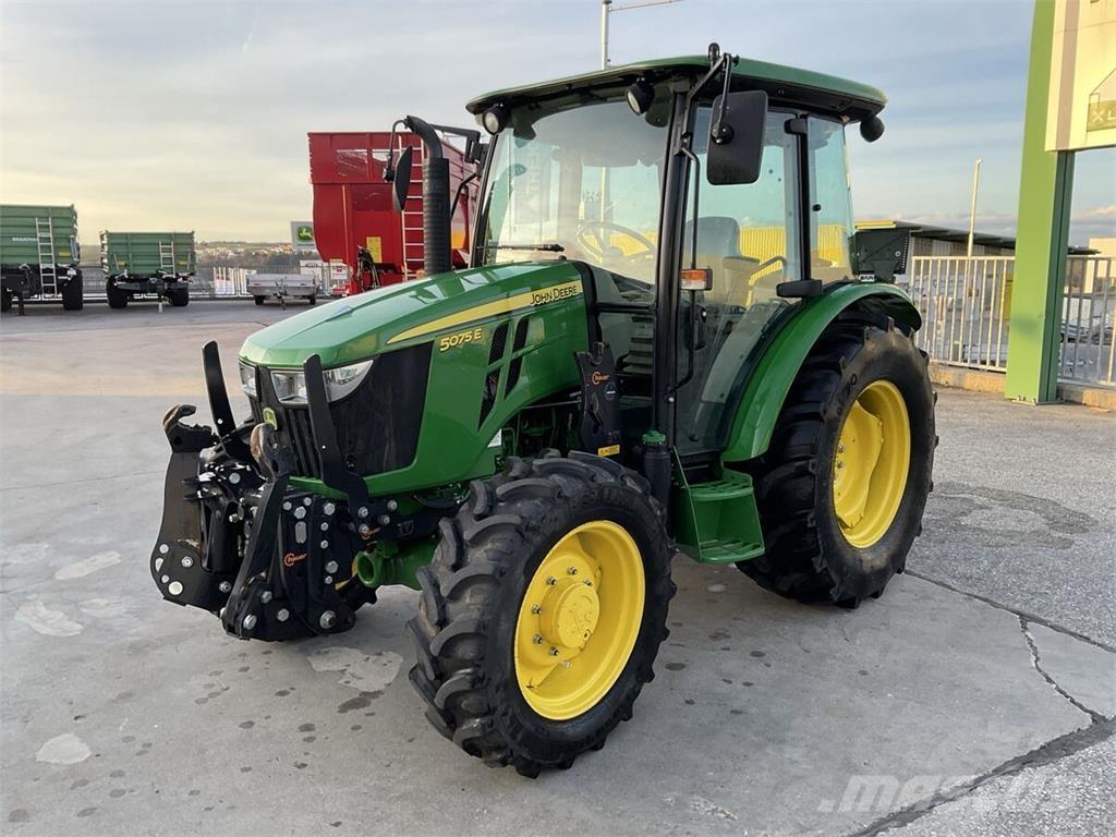 John Deere 5075E Traktorer