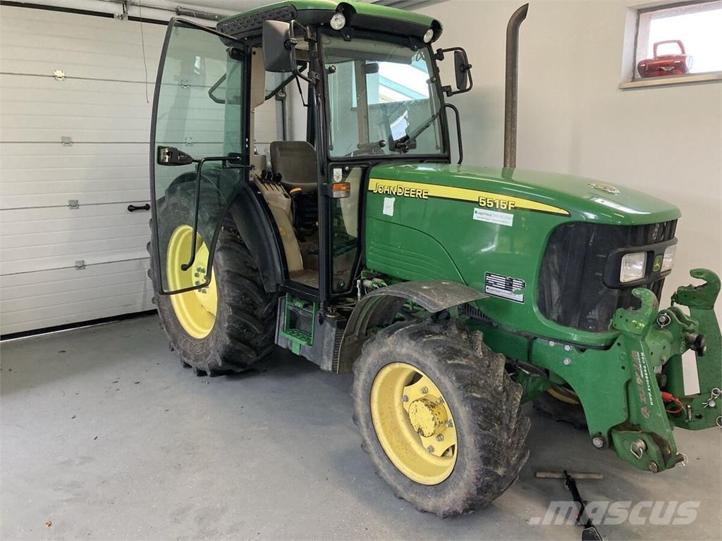 John Deere 5515F Traktorer