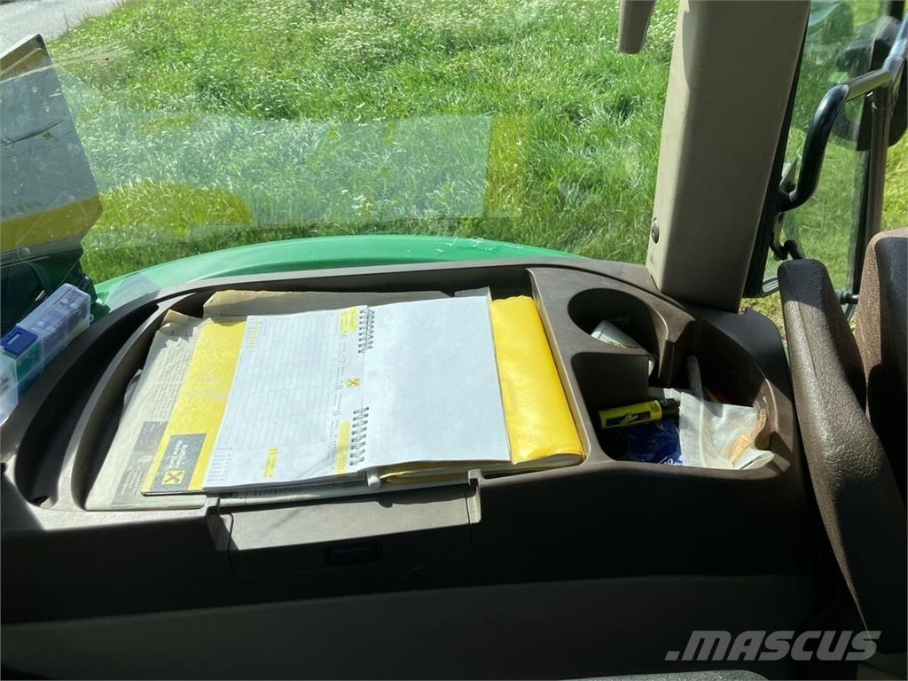 John Deere 5820 Traktorer