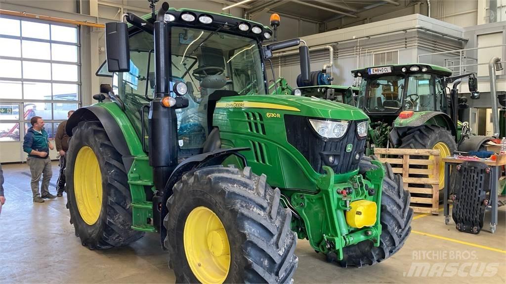 John Deere 6130R Traktorer