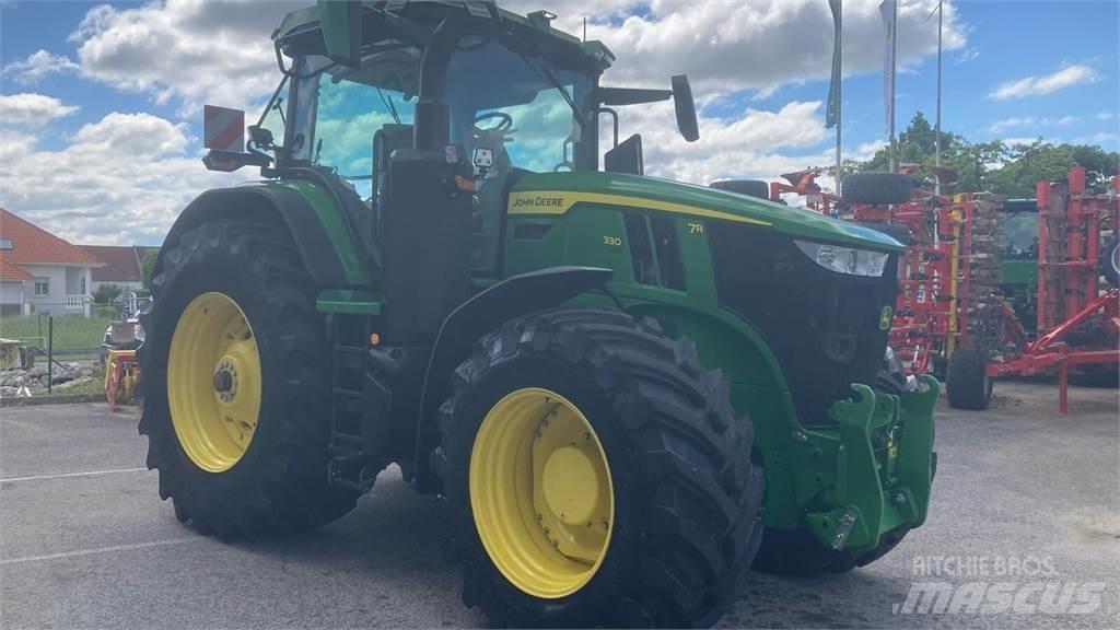 John Deere 7R 330 Traktorer