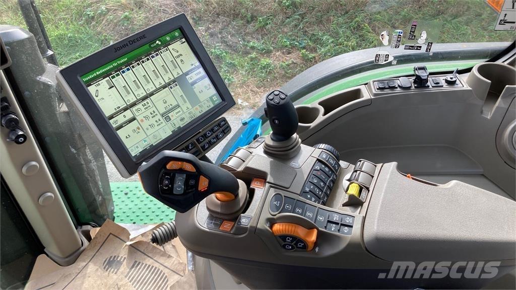 John Deere 7R330 Traktorer