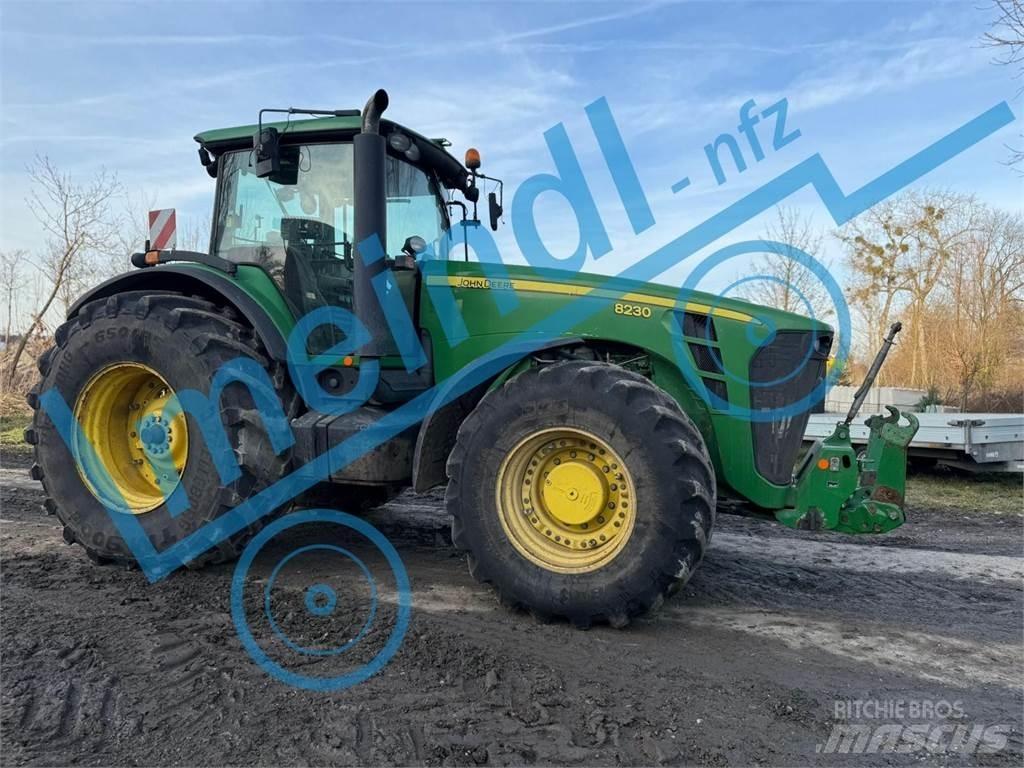 John Deere 8230 Traktorer