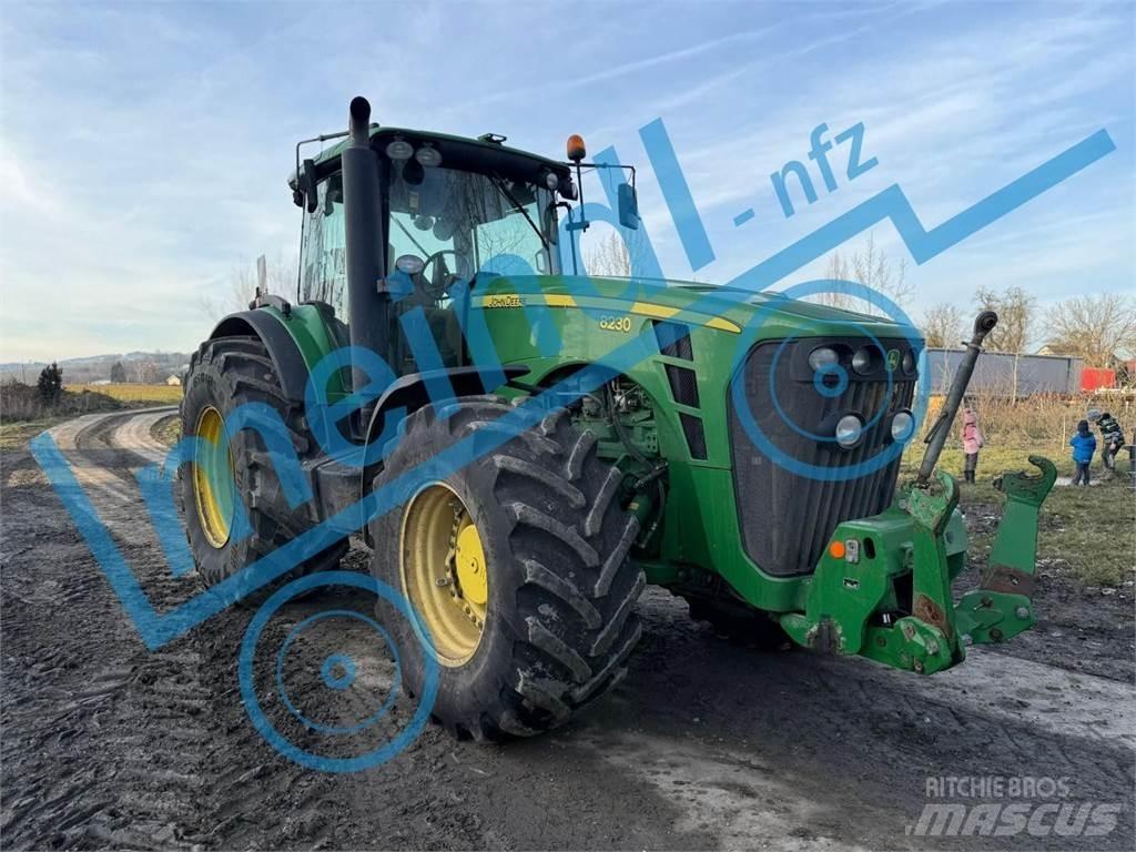 John Deere 8230 Traktorer