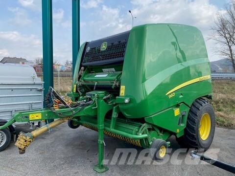 John Deere 960 Rundbalspressar