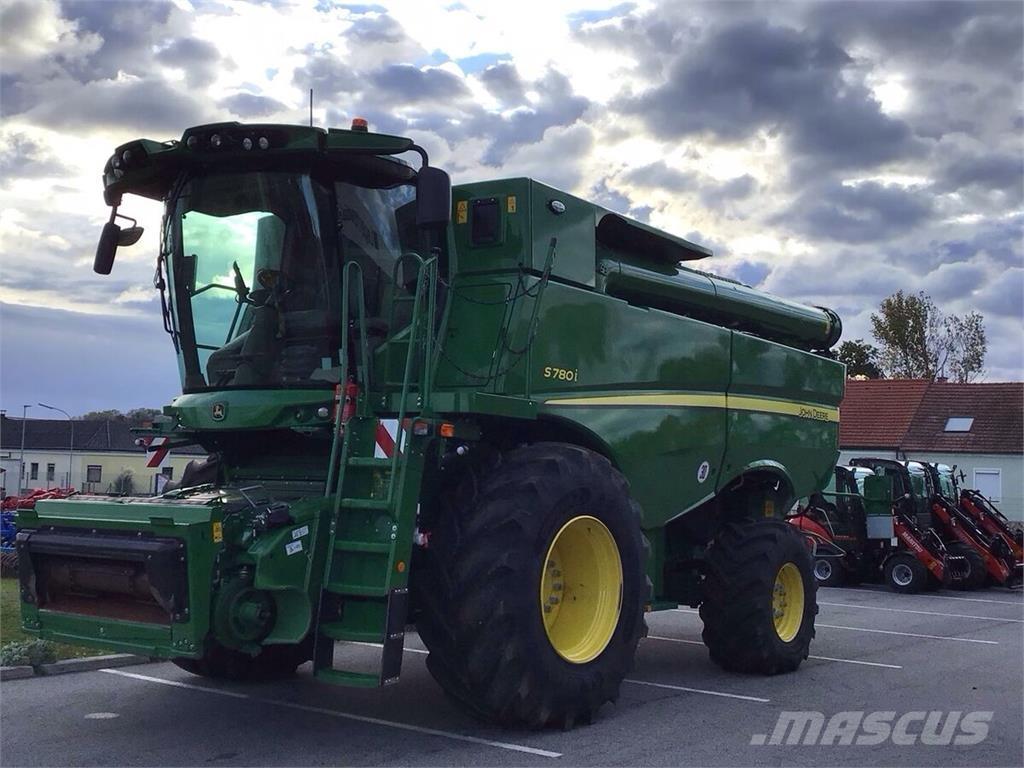John Deere S 780 Skördetröskor