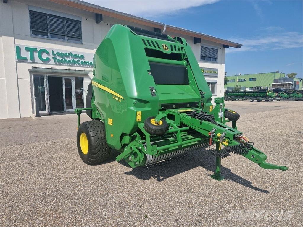 John Deere V451M Rundbalspressar