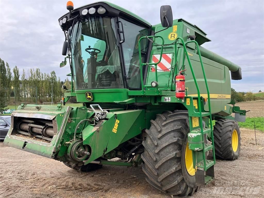 John Deere W660 HM Skördetröskor