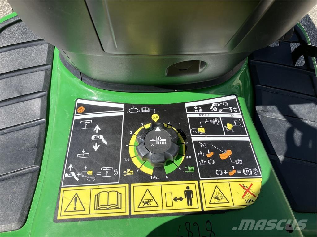 John Deere X 350R Grönytemaskiner - Övriga