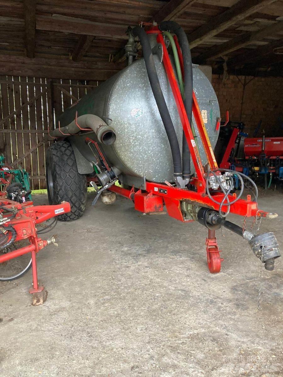 Kirchner T 8000 Flytgödselspridare