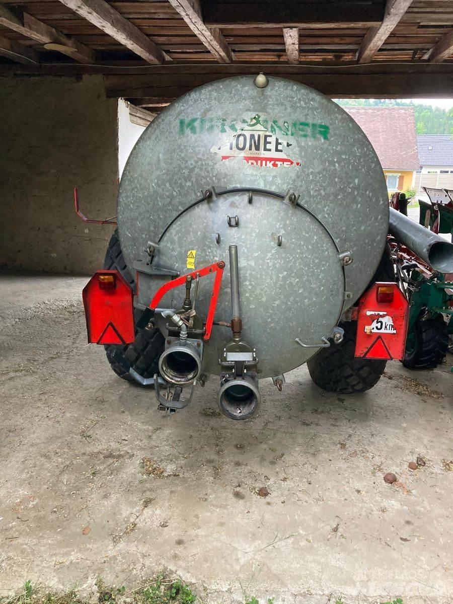 Kirchner T 8000 Flytgödselspridare
