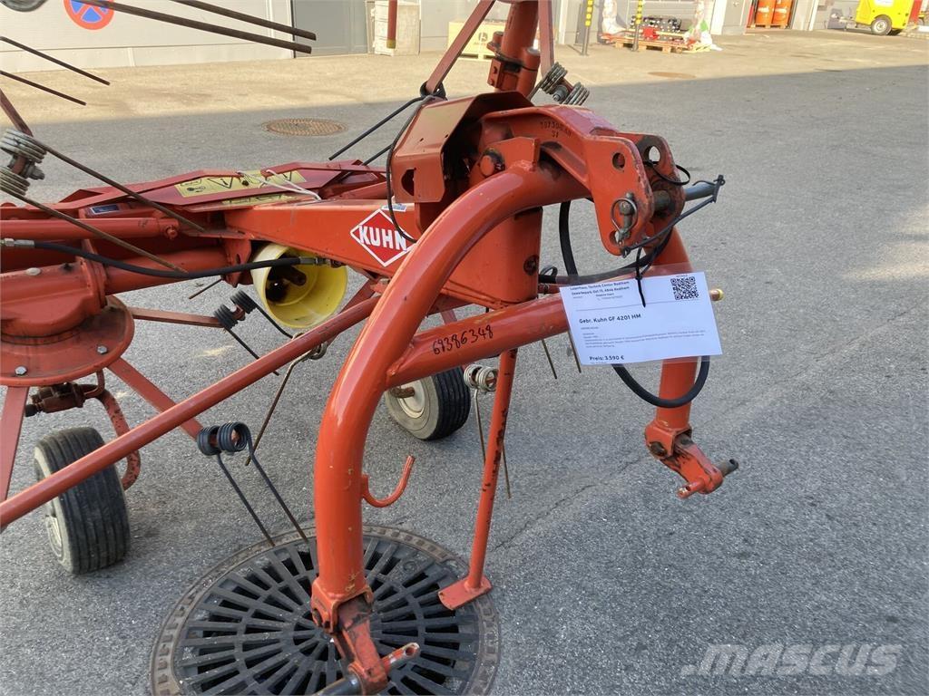 Kuhn GF 4201 MH Vändare och luftare