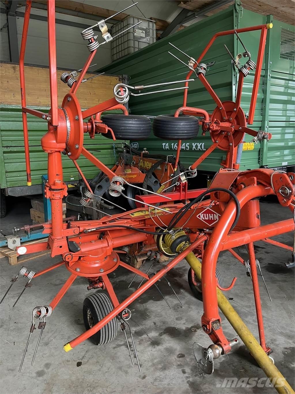 Kuhn GF 4201 MH Vändare och luftare