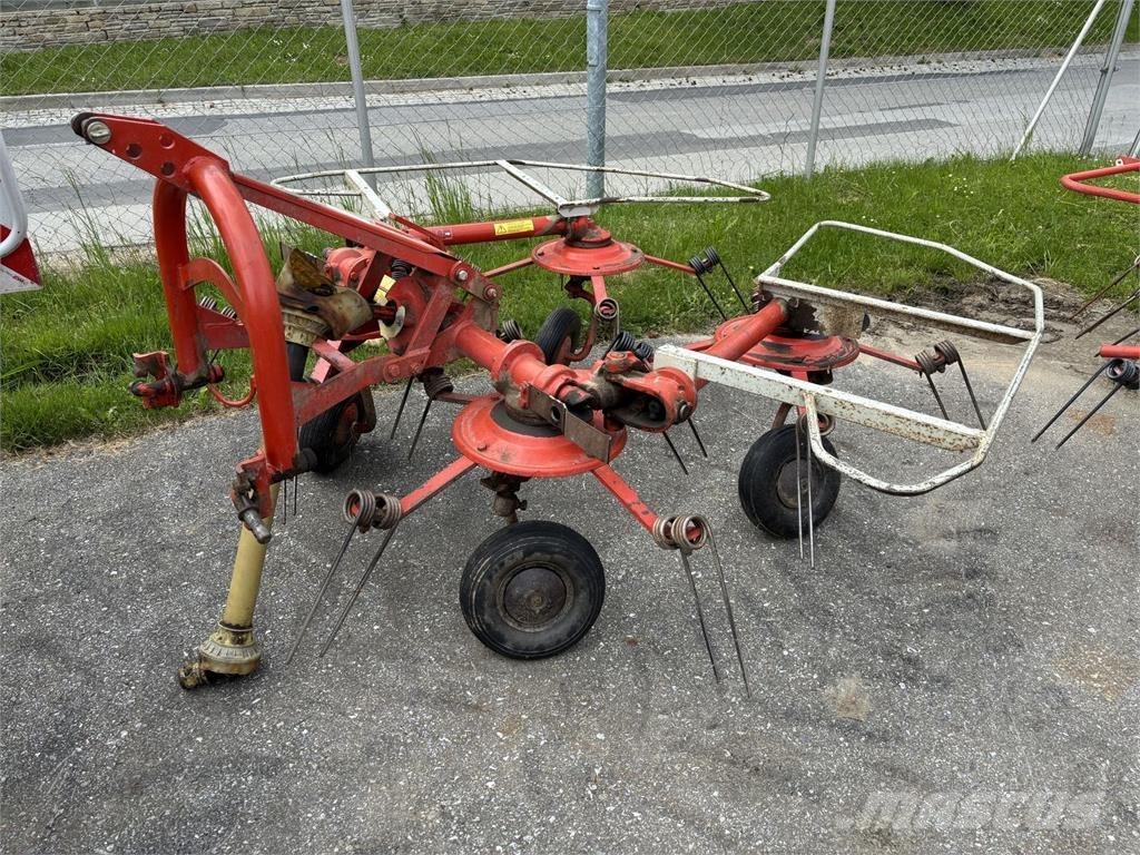 Kuhn GF 440 P Vändare och luftare