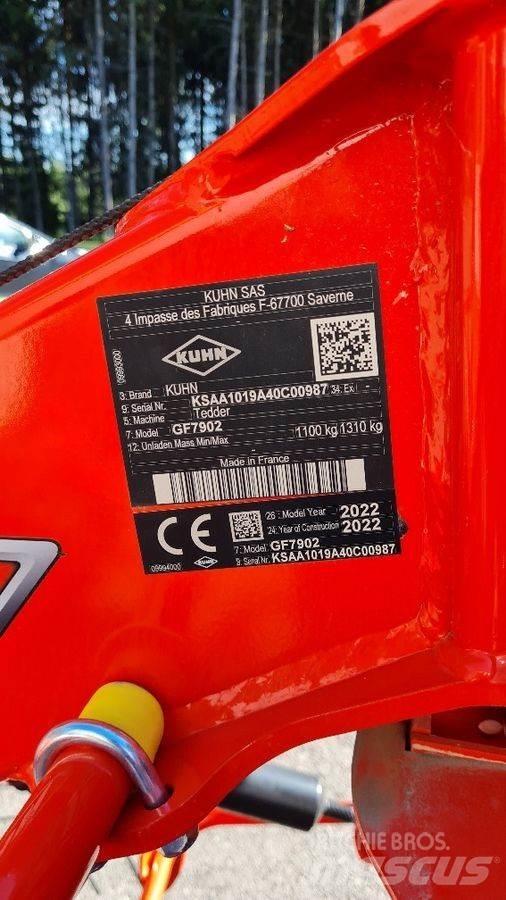 Kuhn GF8703 Vändare och luftare