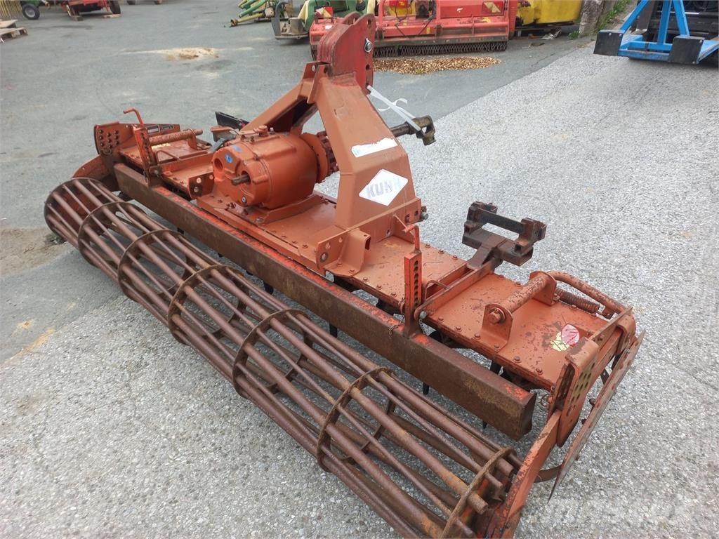 Kuhn HR 302 M Tallriksredskap