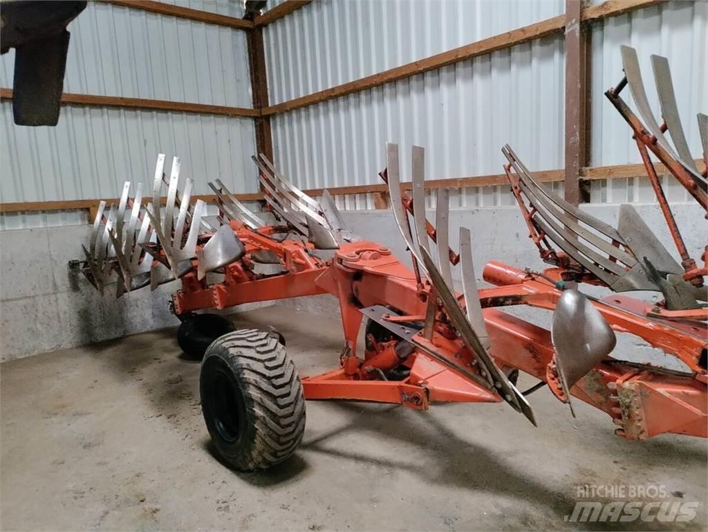 Kuhn Manager 8 NSH Tegplogar