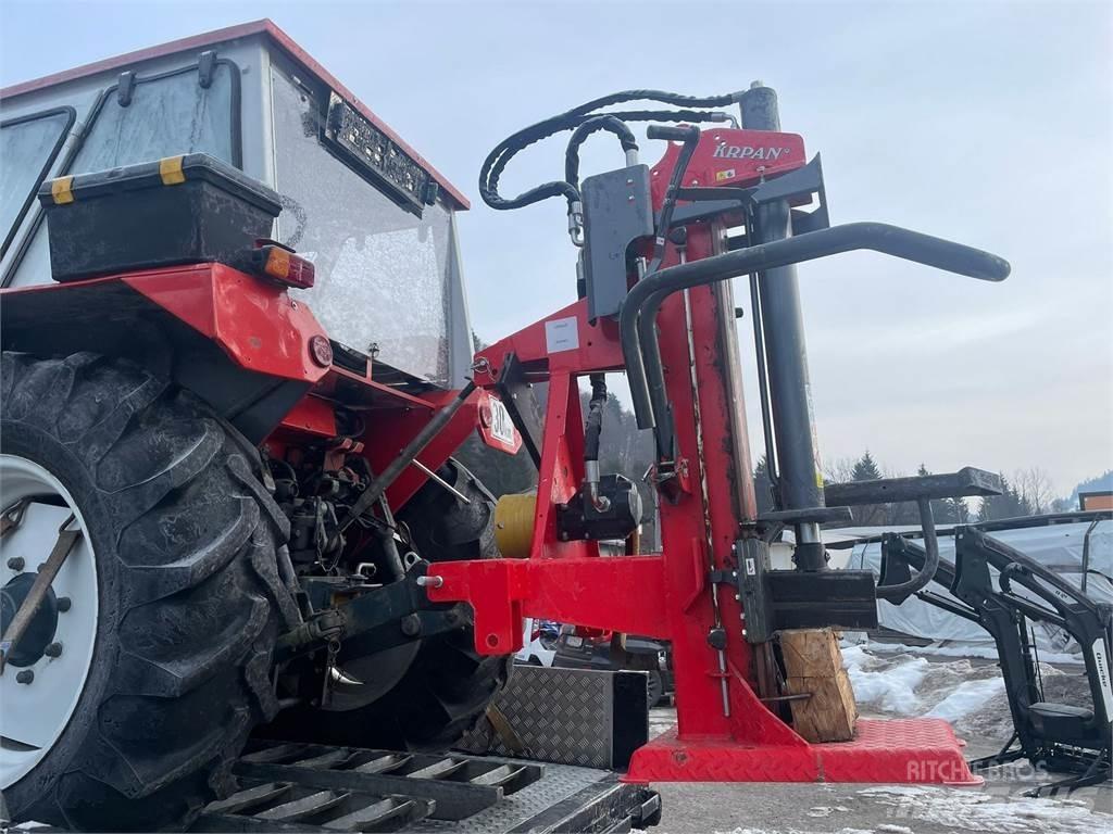 Lindner 1600 A Traktorer