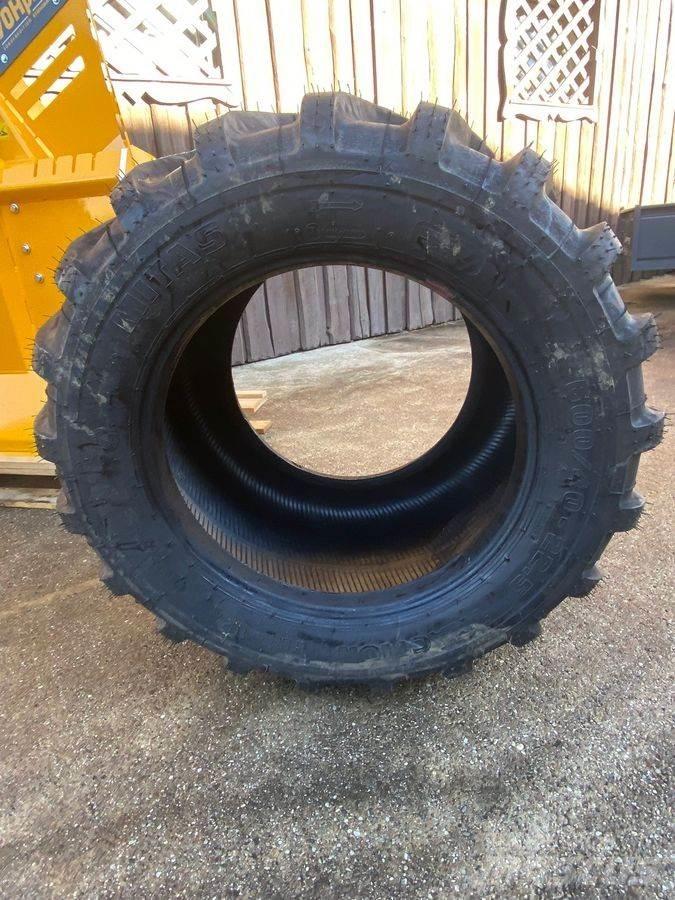 Mitas 600/40-22.5 Däck, hjul och fälgar