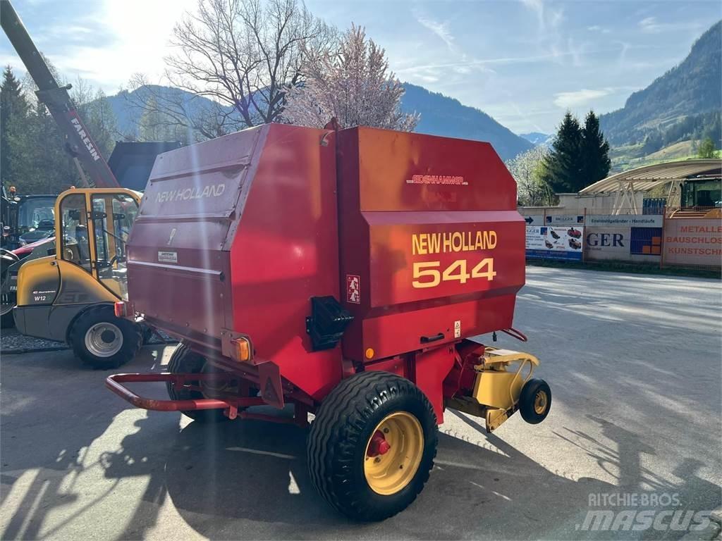 New Holland 544 Rundbalspressar