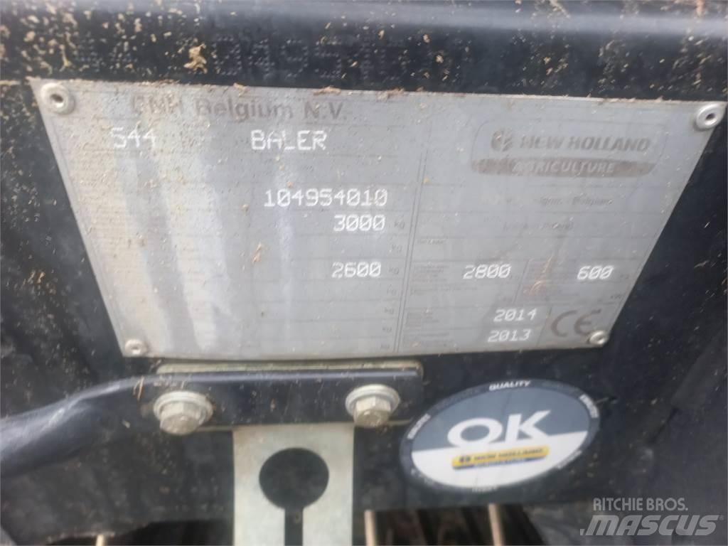 New Holland BR 6090 Rundbalspressar