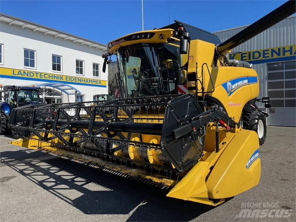 New Holland CX 7.90 Skördetröskor