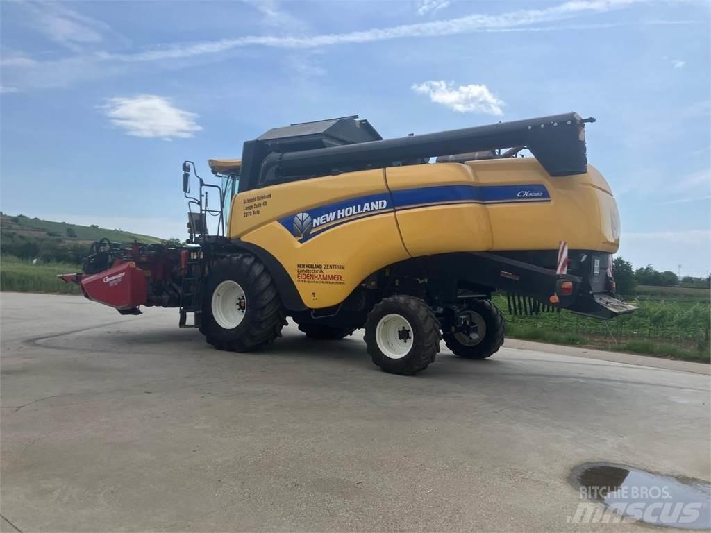New Holland CX5080 Skördetröskor