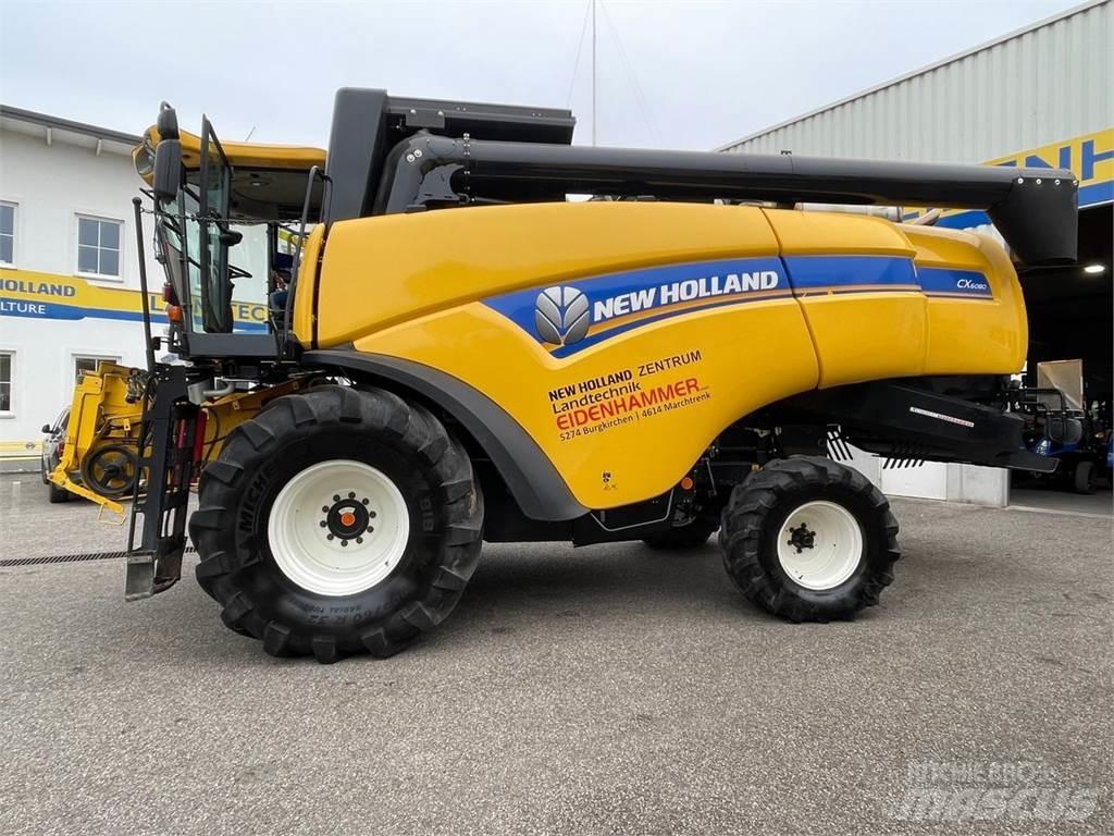 New Holland CX6080 Skördetröskor