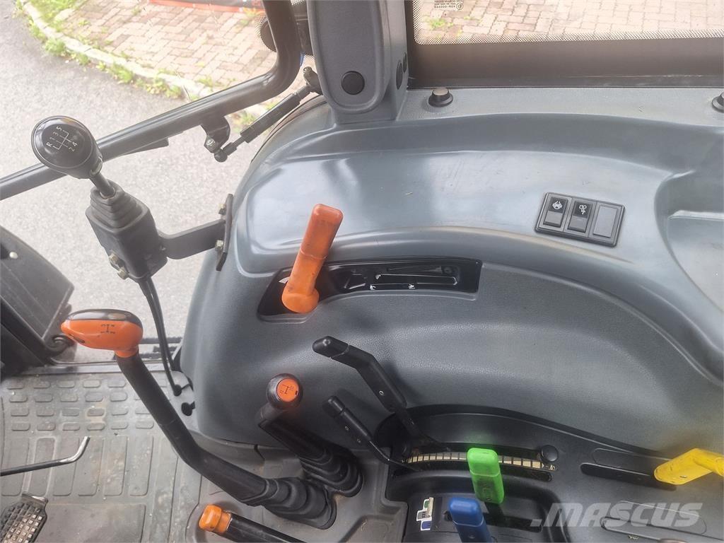 New Holland TL 70 Traktorer