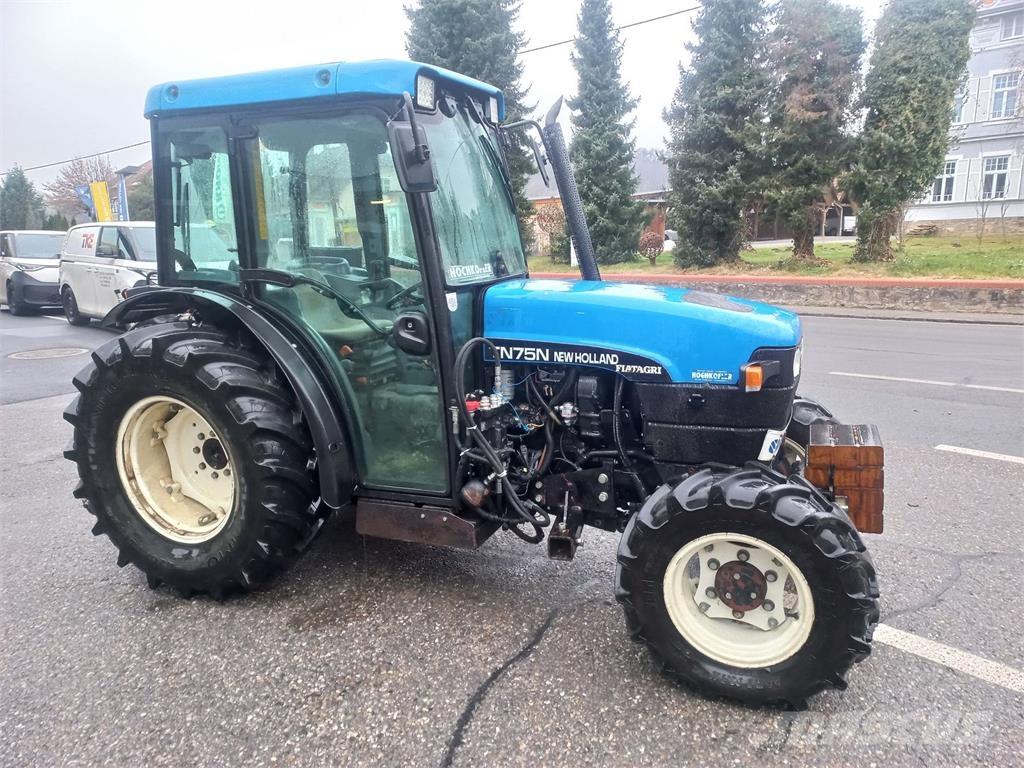 New Holland TN-N 75 Traktorer
