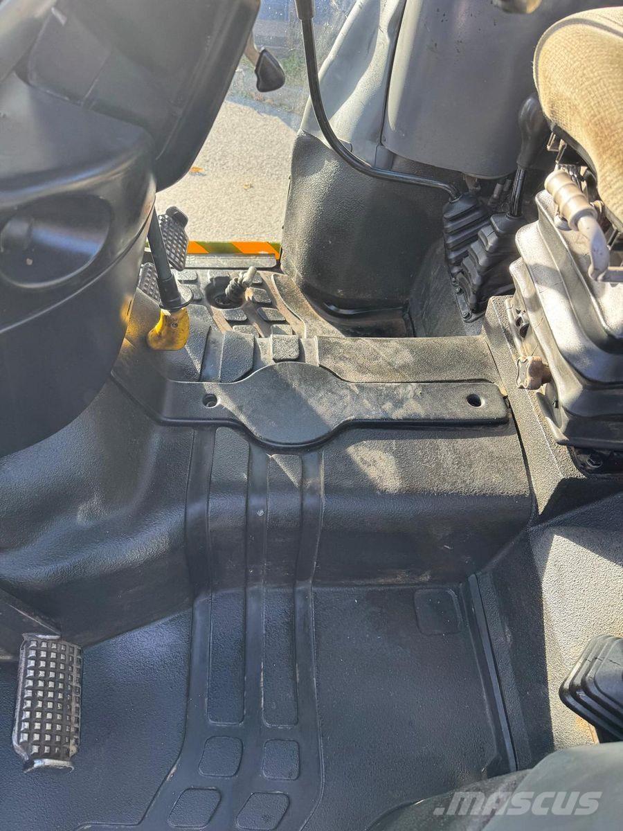 New Holland TN65DA Traktorer