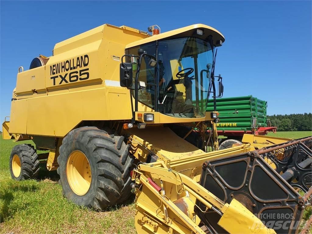 New Holland TX 65 Skördetröskor