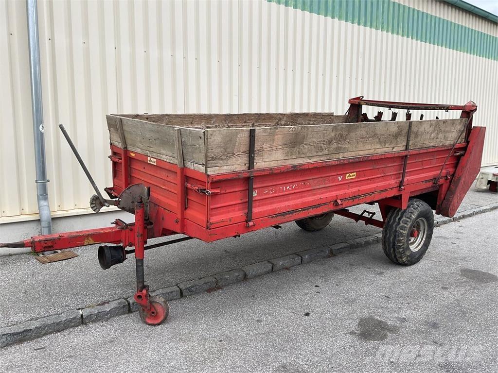 Pöttinger 4000 Fast- och kletgödselspridare