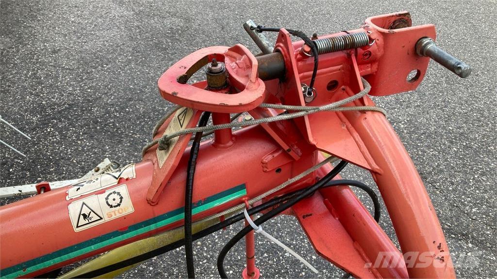 Pöttinger Hit 54N Vändare och luftare