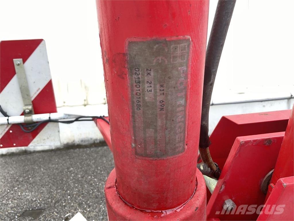 Pöttinger HIT 69 N Vändare och luftare