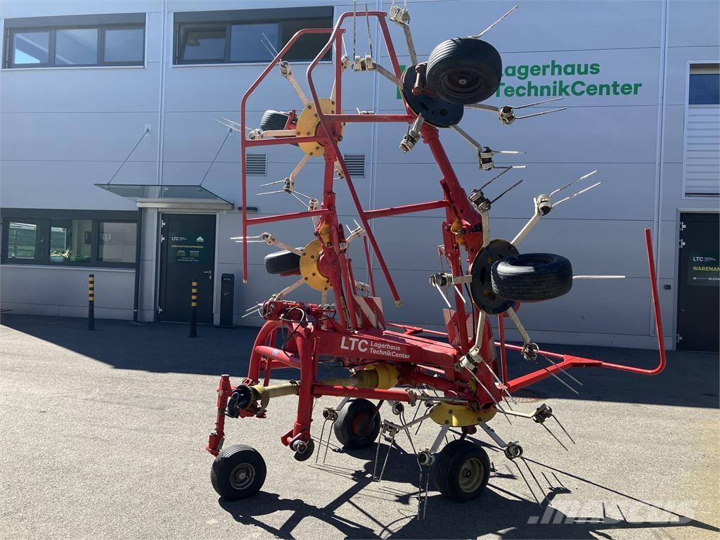 Pöttinger HIT 69 NZ Vändare och luftare