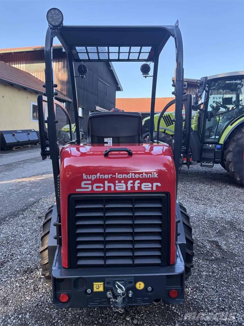 Schäffer 2630 Frontlastare och grävare