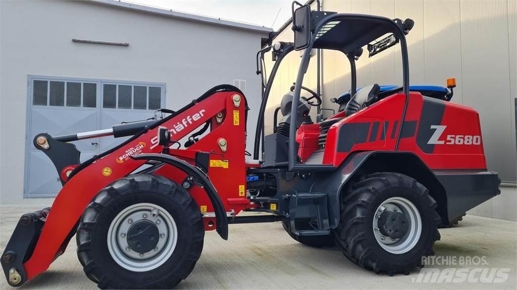 Schäffer 5680Z Frontlastare och grävare